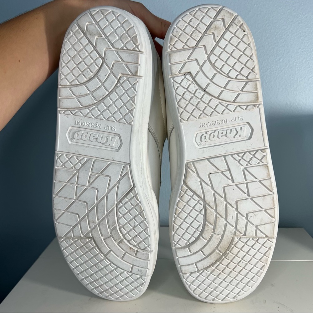 Knapp Slip-Resistant Shoes - Picture 10 of 11